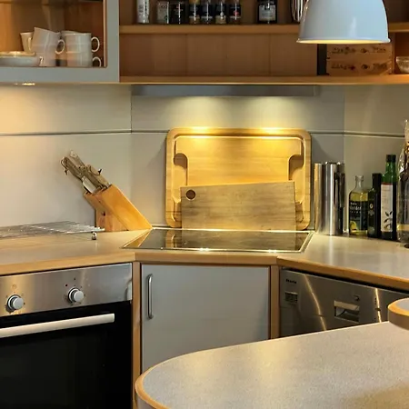 Be At One With Nature - Outside As Well As Inside Semesterbostad